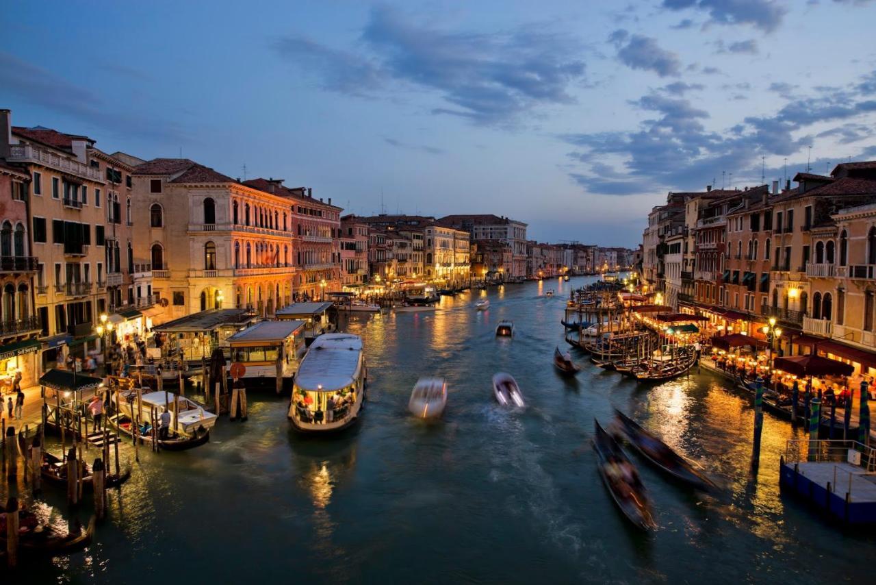 Canal Tron Venedig Eksteriør billede