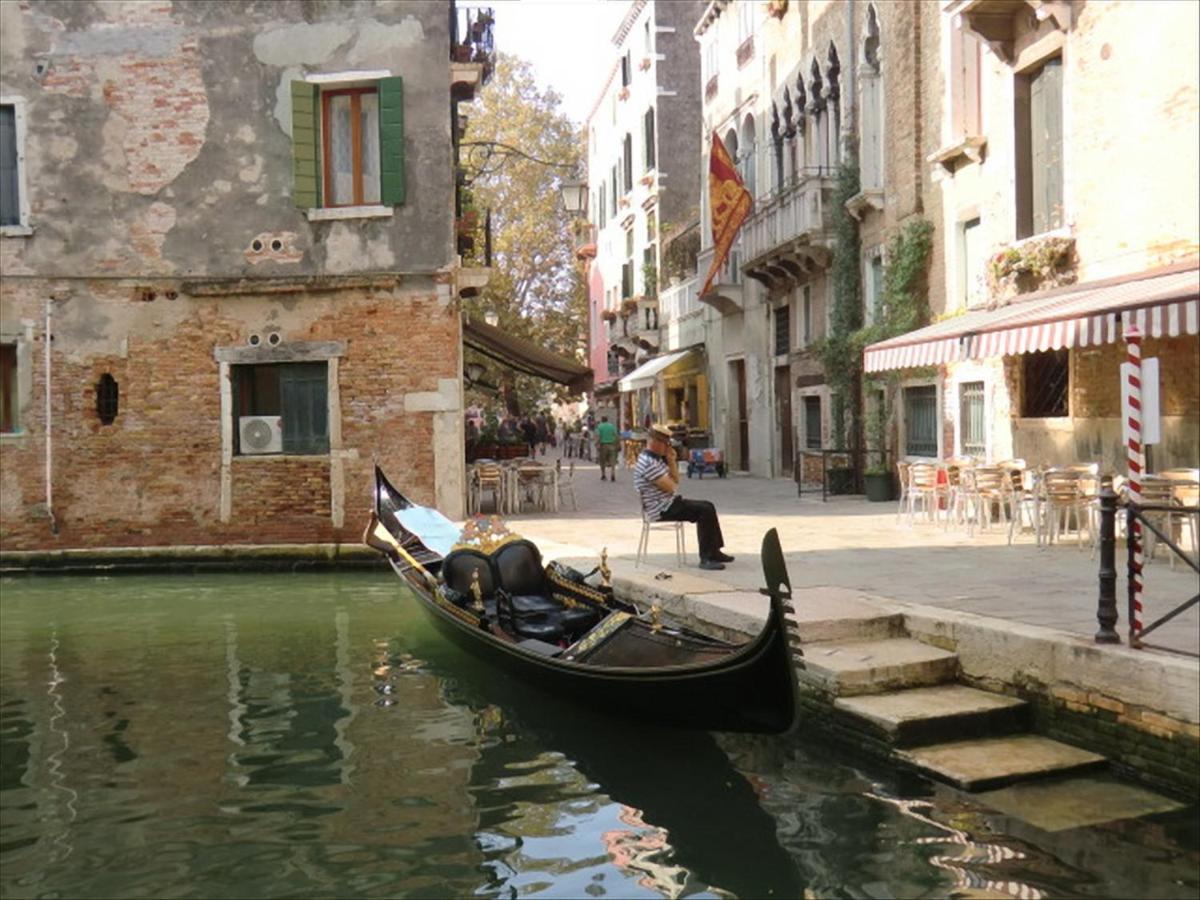 Canal Tron Venedig Eksteriør billede